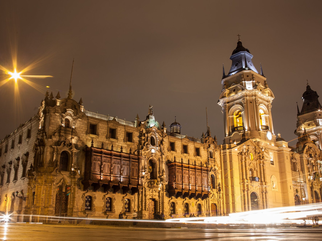 Jungle World Travels - Day Tours-利马必去景点