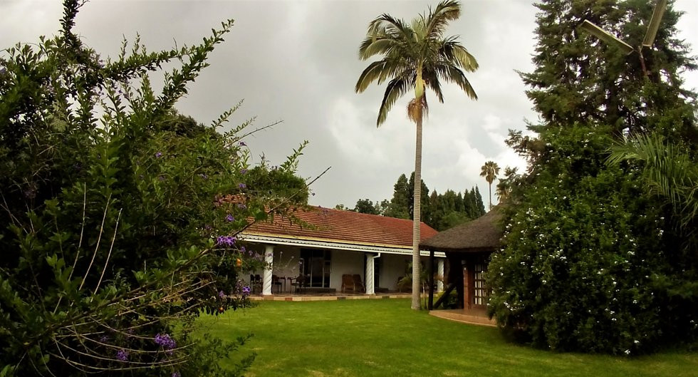 Dema Villa Guest Lodge and B&B主图