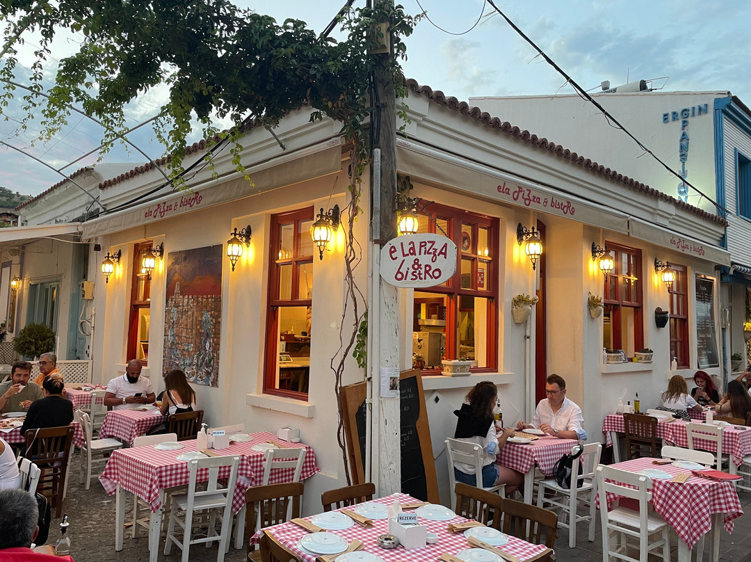 E la Pizza & Bistro