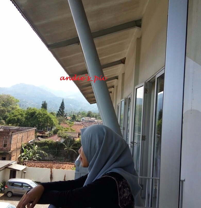 茂物美丽硬石涅槃酒店主图