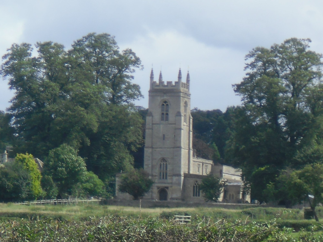 Saint Edmund's Parish Church景点图片