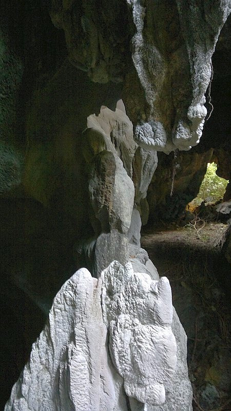 Eli Cave-利纳帕坎岛必去景点