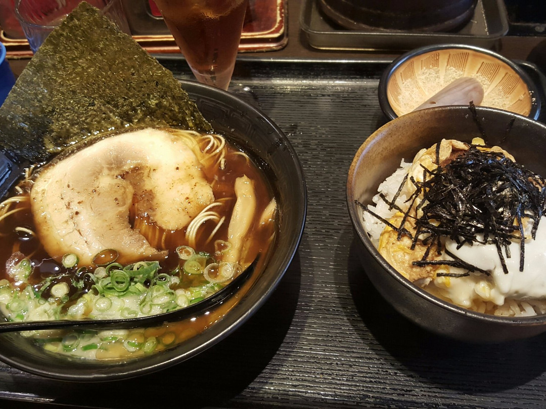 だるまのめ狛江駅前店