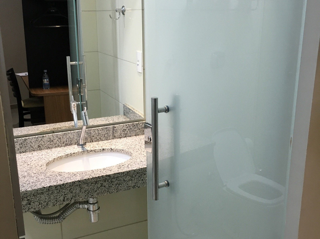 Economy Master Hotel主图