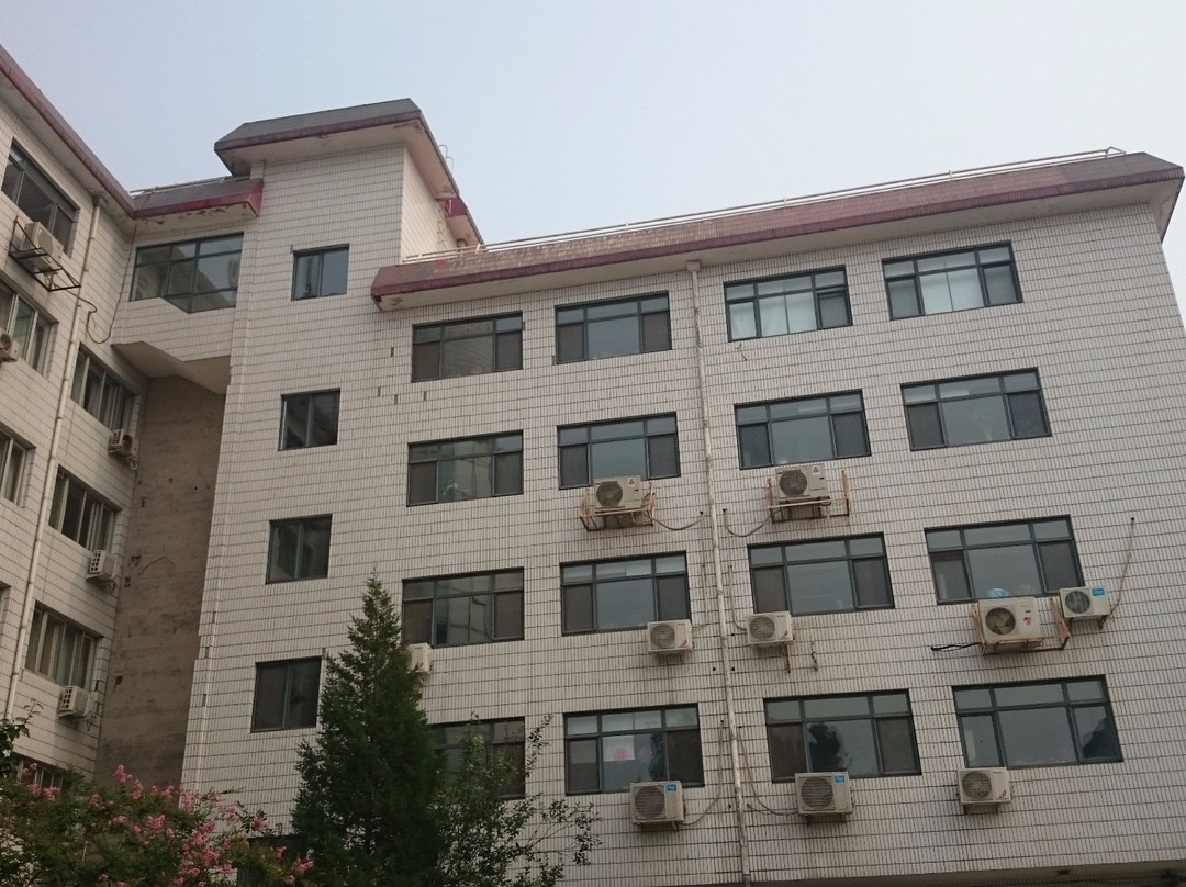 北京紫龙花园酒店(南锣鼓巷王府井店)主图