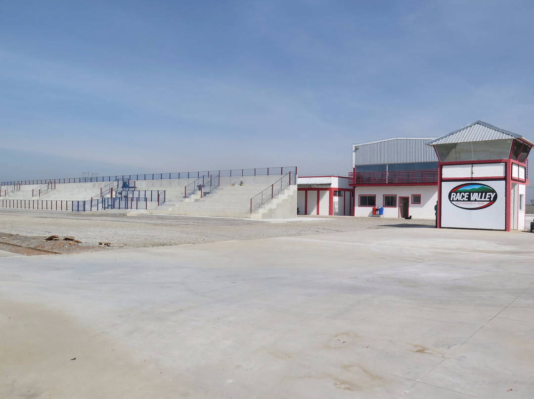 Race Valley Motorsport Park景点图片