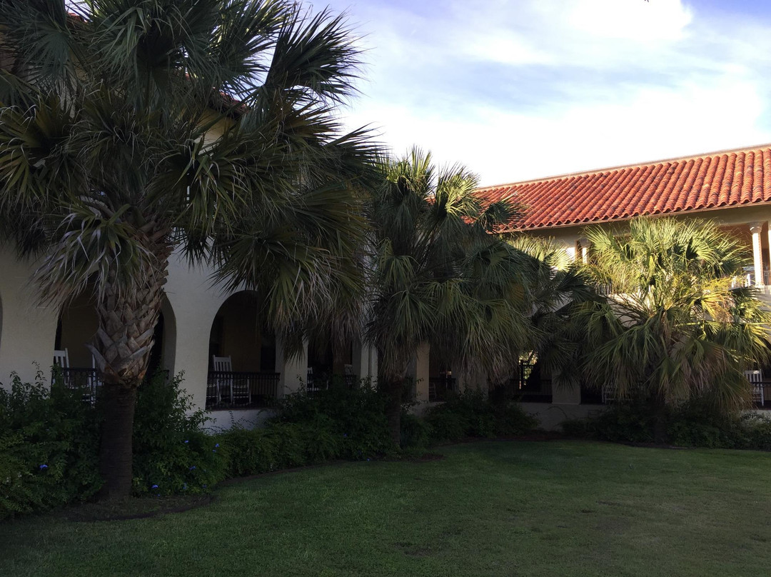 Randolph AFB Inn主图