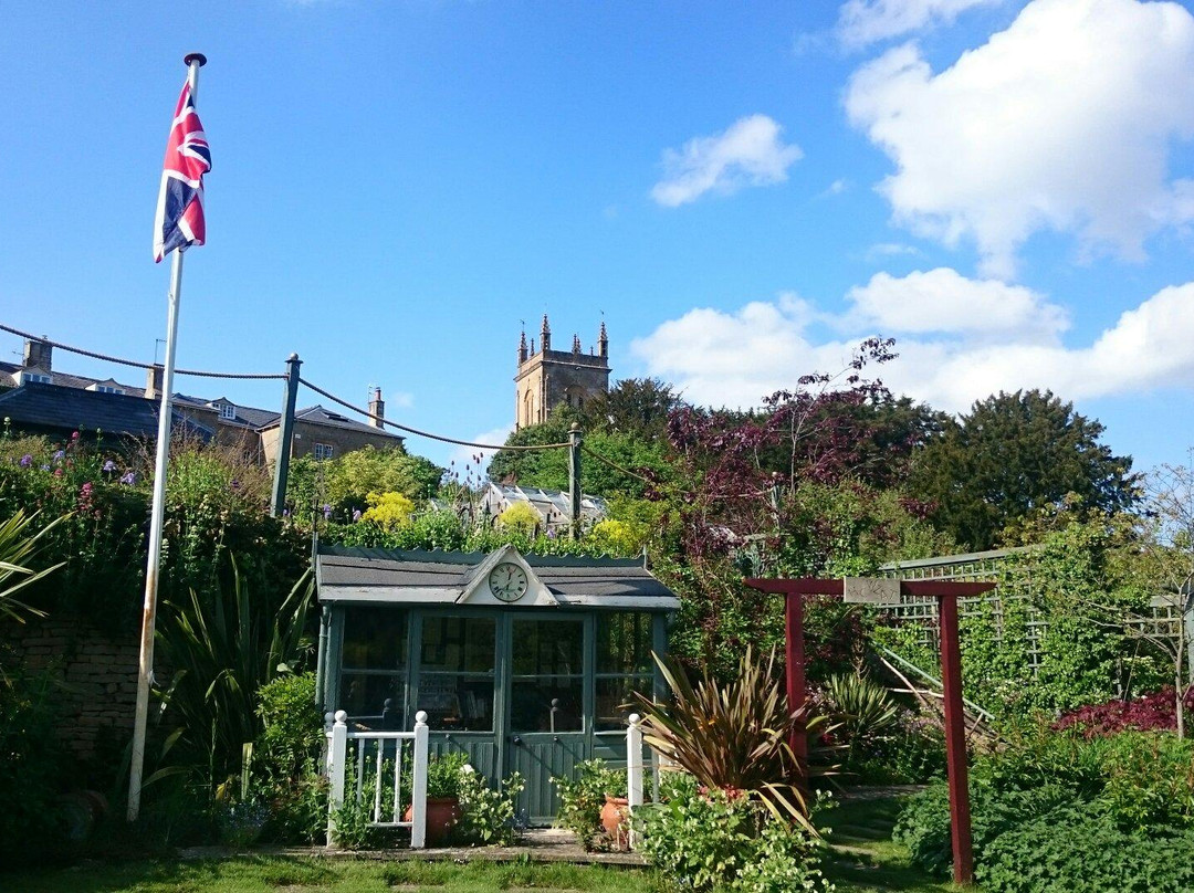 Mill Dene Garden景点图片