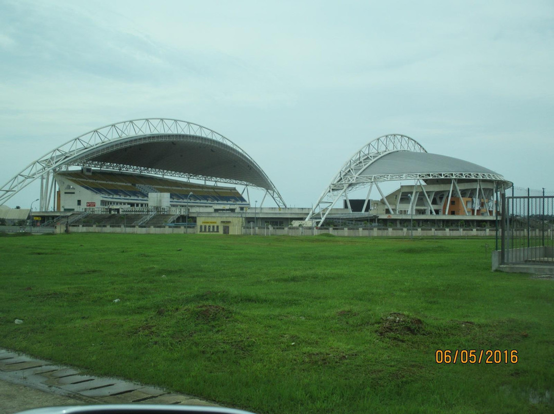 Stade d'Angondje-利伯维尔必去景点