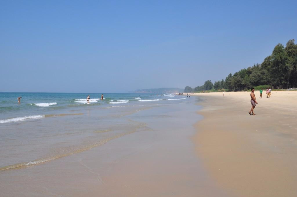 Shiroda Beach景点图片