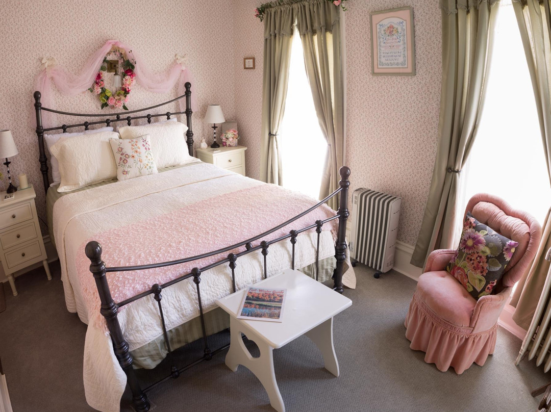 H.C. Myrtle House主图