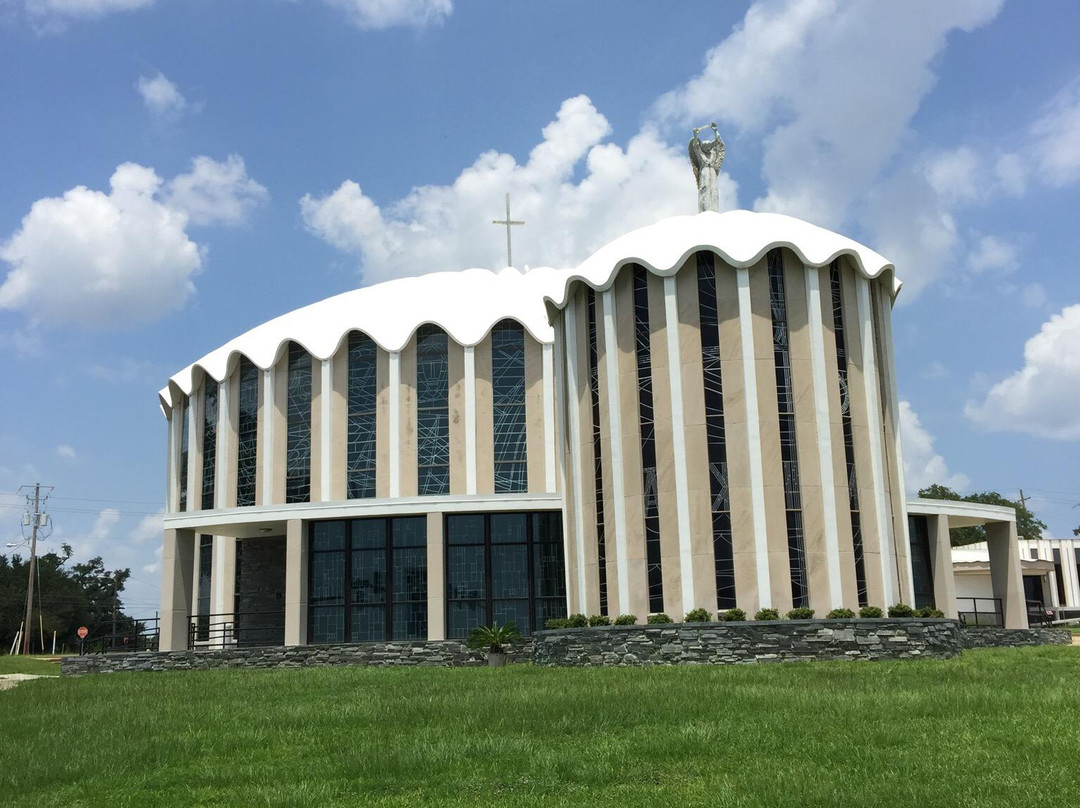 St. Michael Catholic Church景点图片