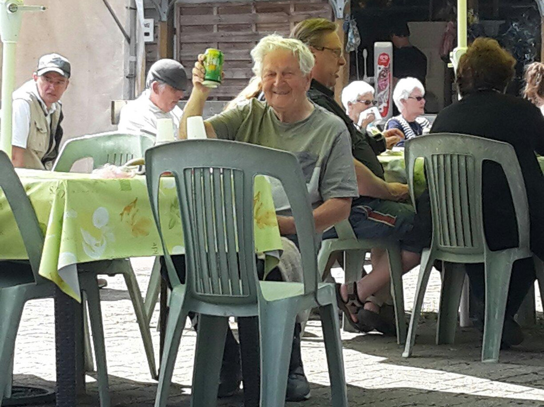 Saint-Martin-d'Aubigny旅游攻略图片