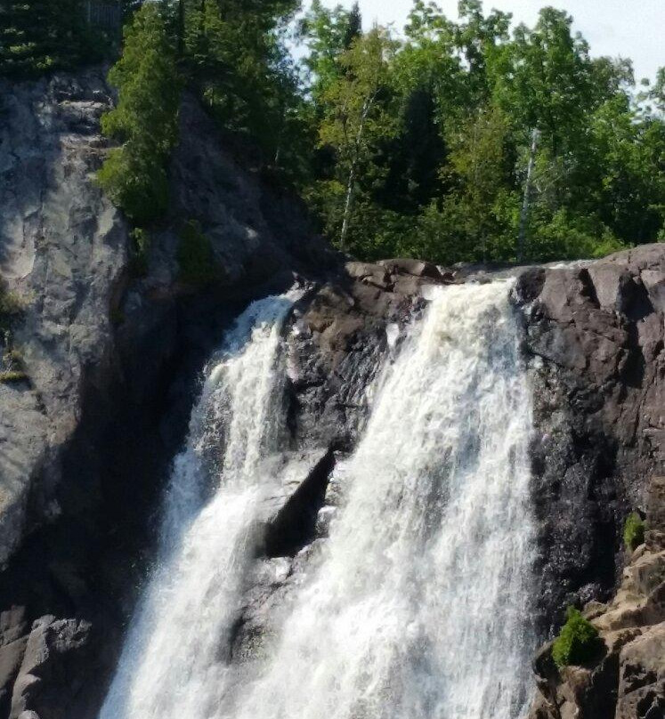 Baptism River-Silver Bay必去景点