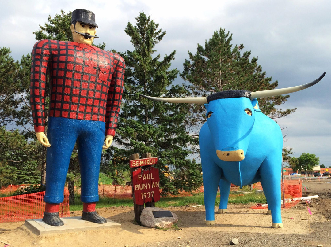 Paul Bunyan and Babe the Blue Ox-伯米吉必去景点