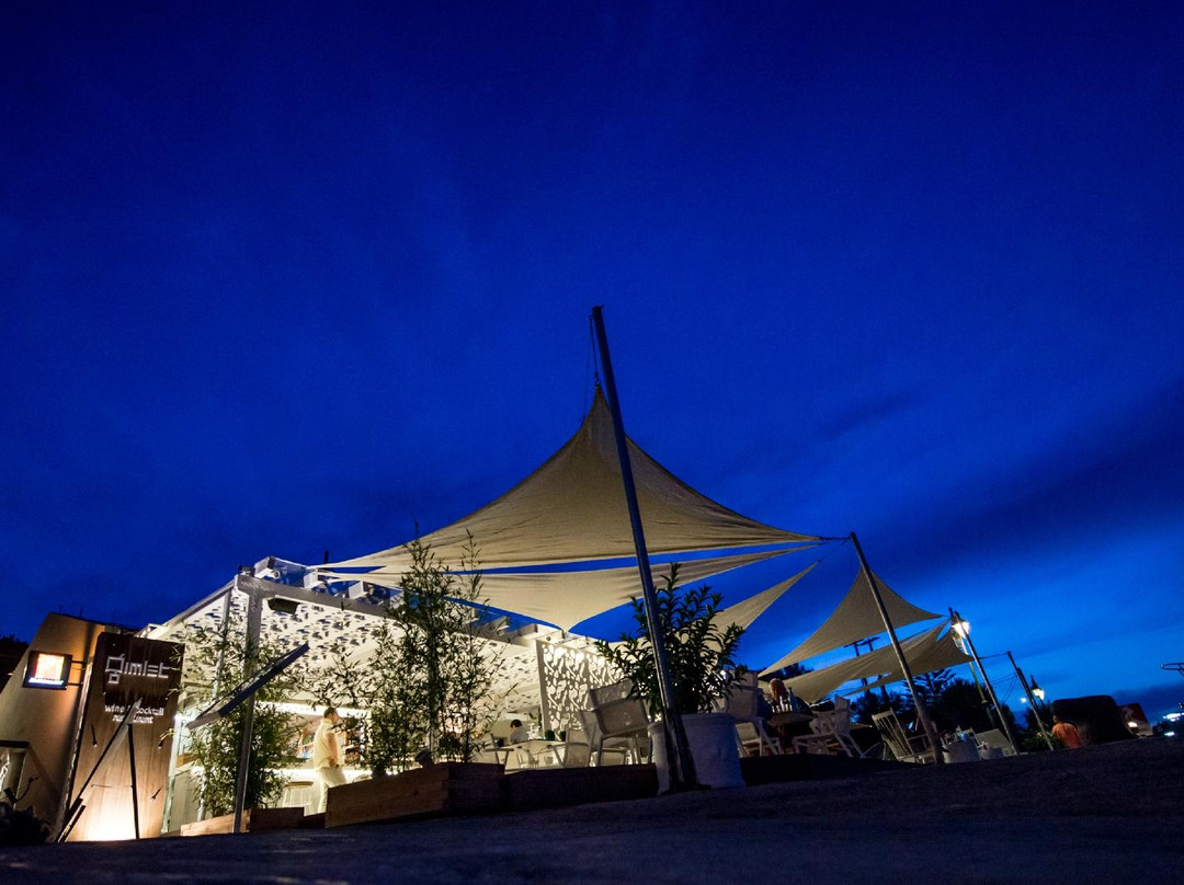 Odyseas Marina-Meganisi必去景点