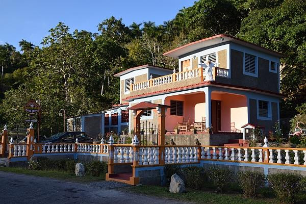 Casa Dunia