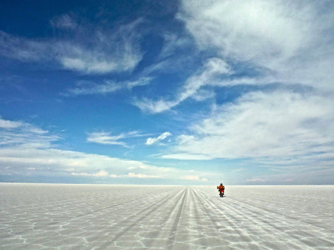 Uyuni Motorcycle Tours景点图片