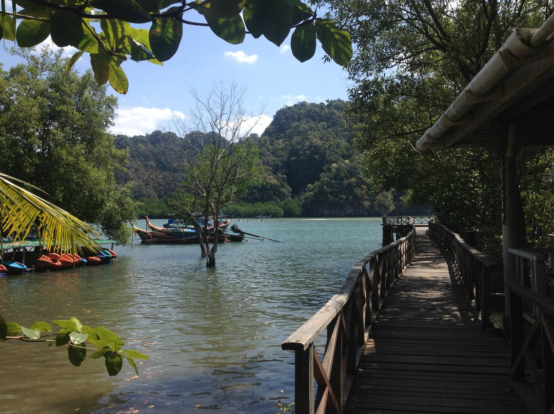 阿卡内克酒店主图