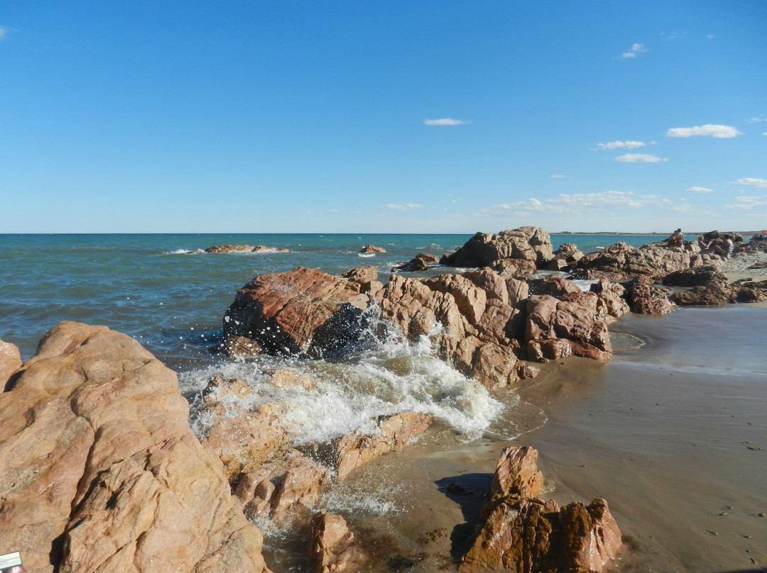 Playa Piedras Coloradas-Las Grutas必去景点