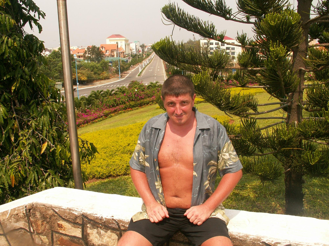 Martyrs' Memorial-头顿必去景点