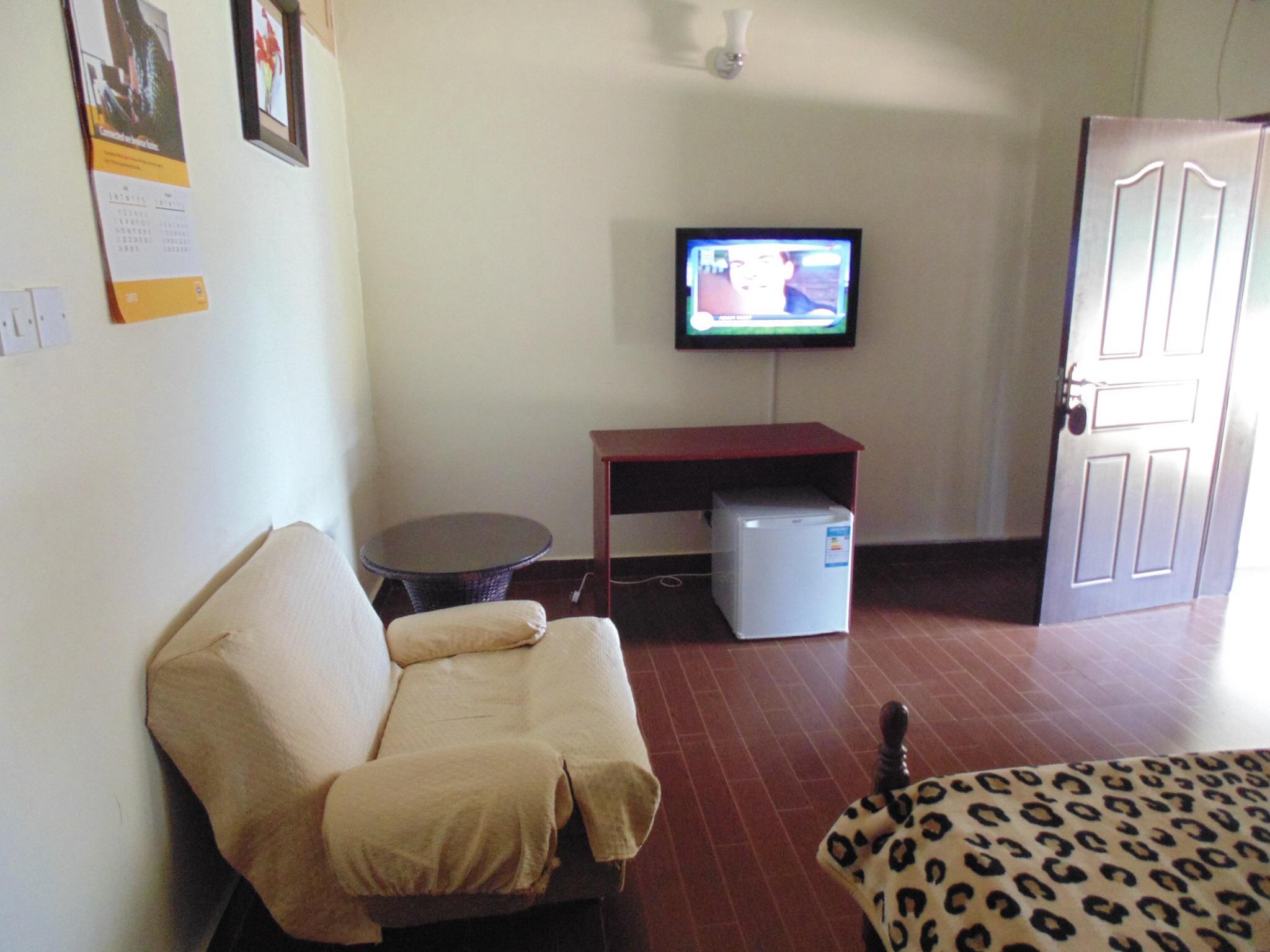 J-Courts Guesthouse Entebbe-客卧