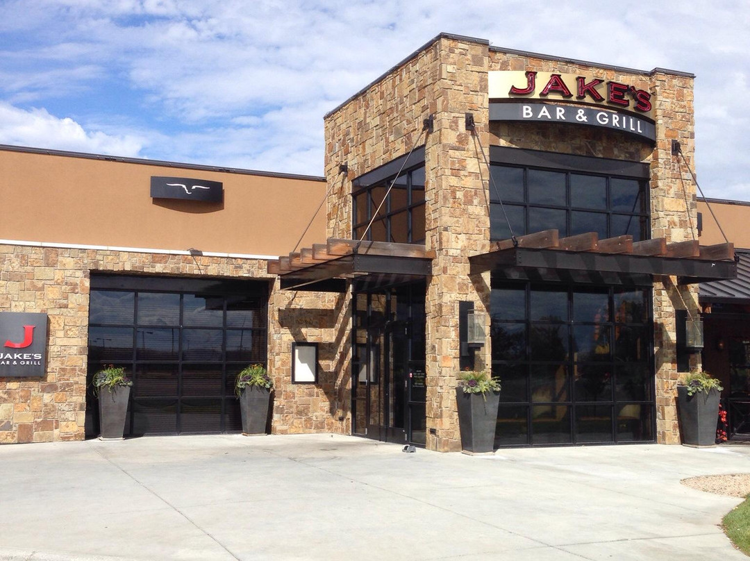 Jake's Bar & Grill