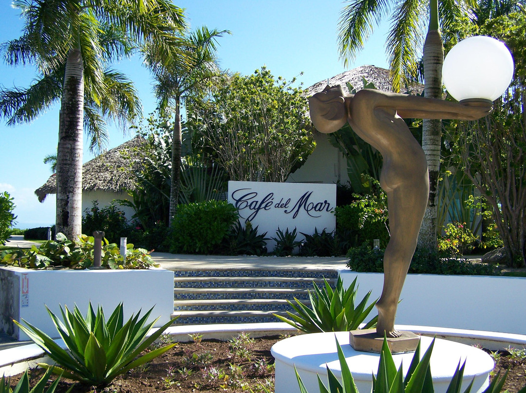 Marina Puerto Bahia-Santa Barbara de Samana必去景点