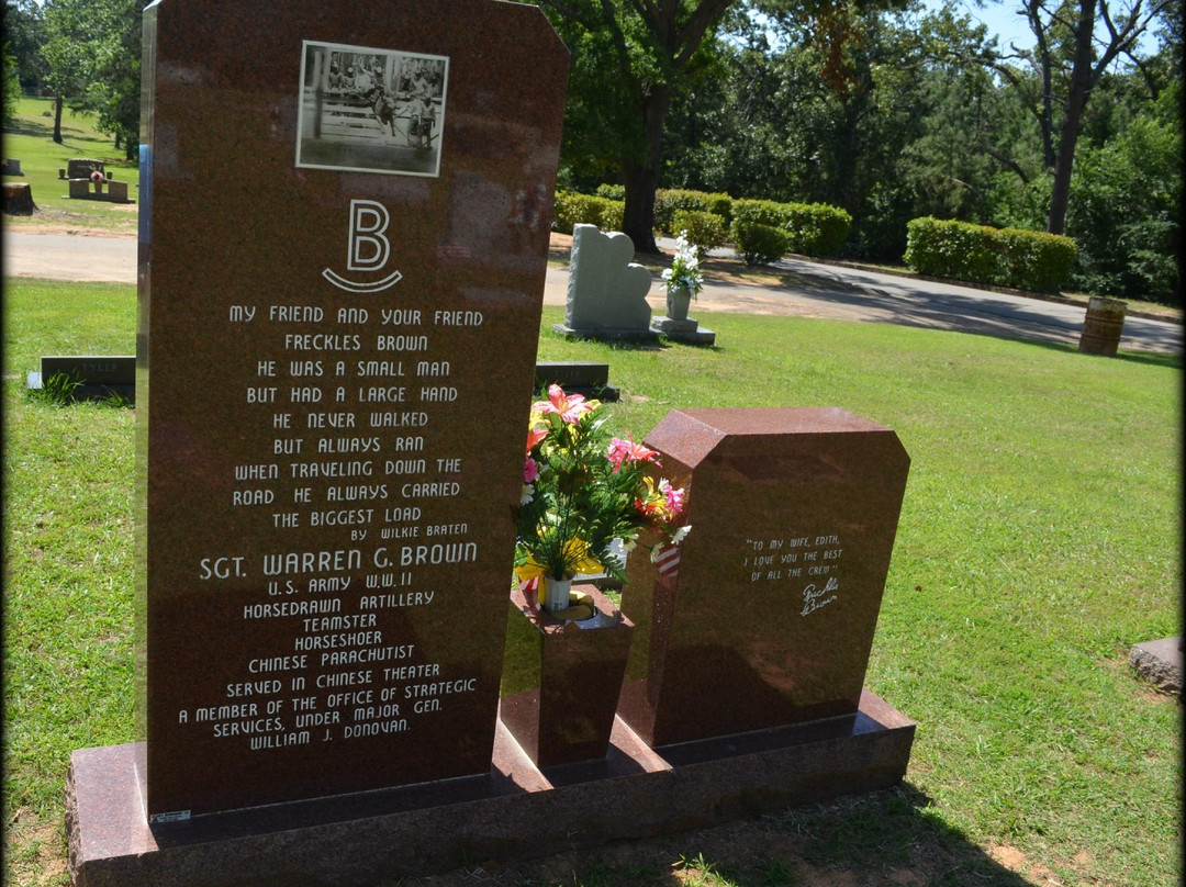 Showman's Rest and Bull Rider's Reprieve-Hugo必去景点