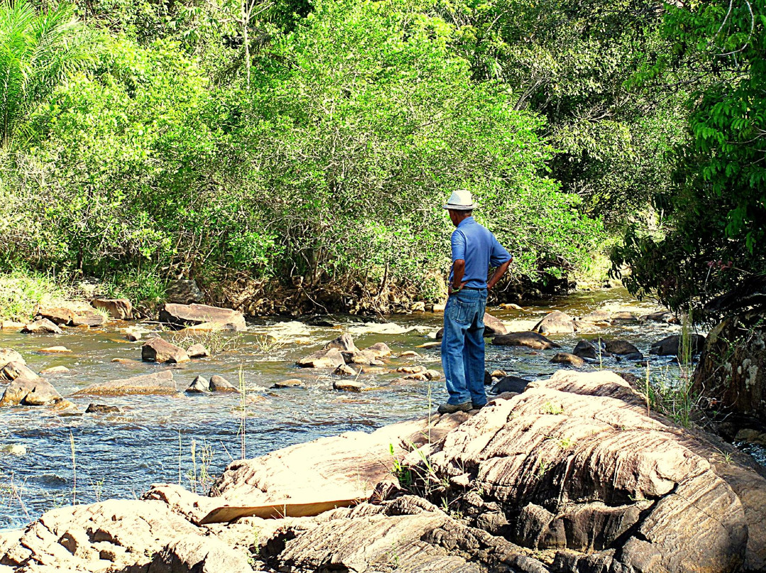 Cachoeira do Canta Galo-Valenca必去景点
