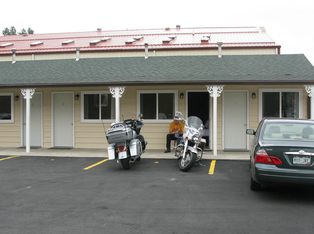 Harney Peak Inn