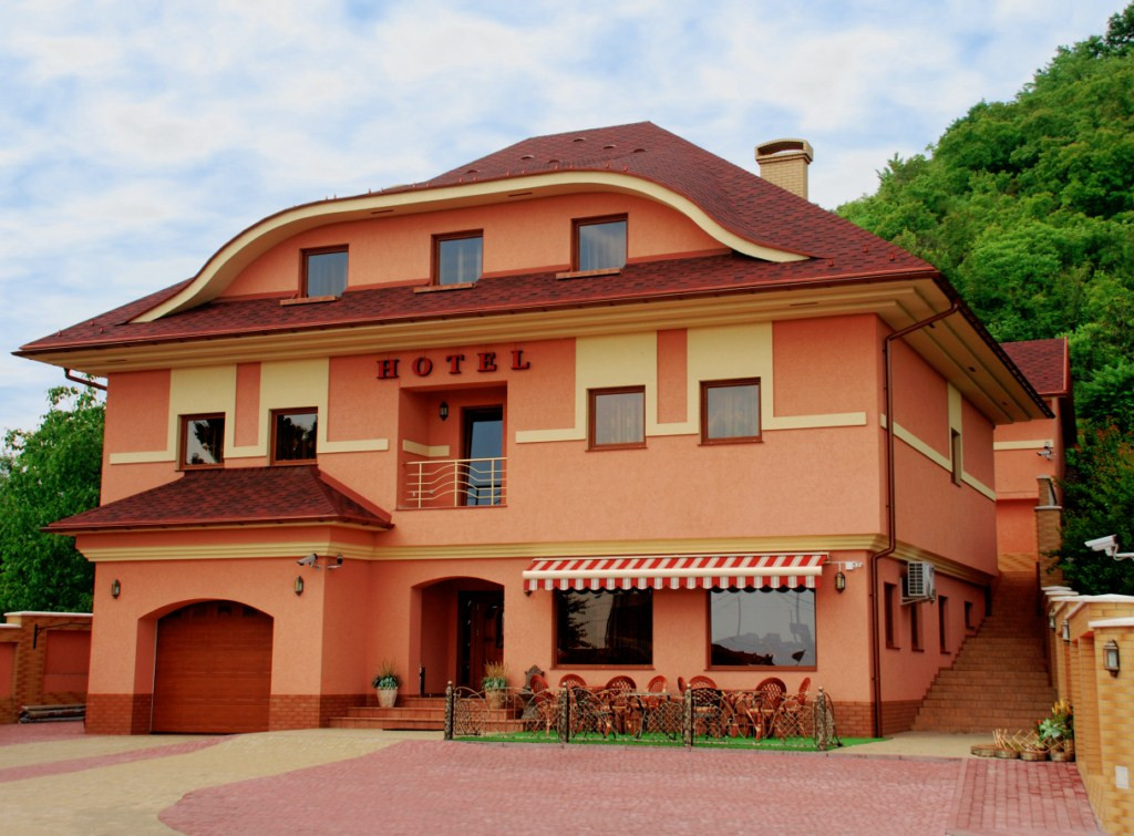 Magnat Hotel