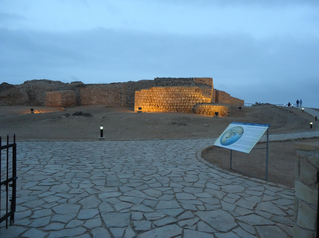 Sumhuram Old City-塞拉莱必去景点