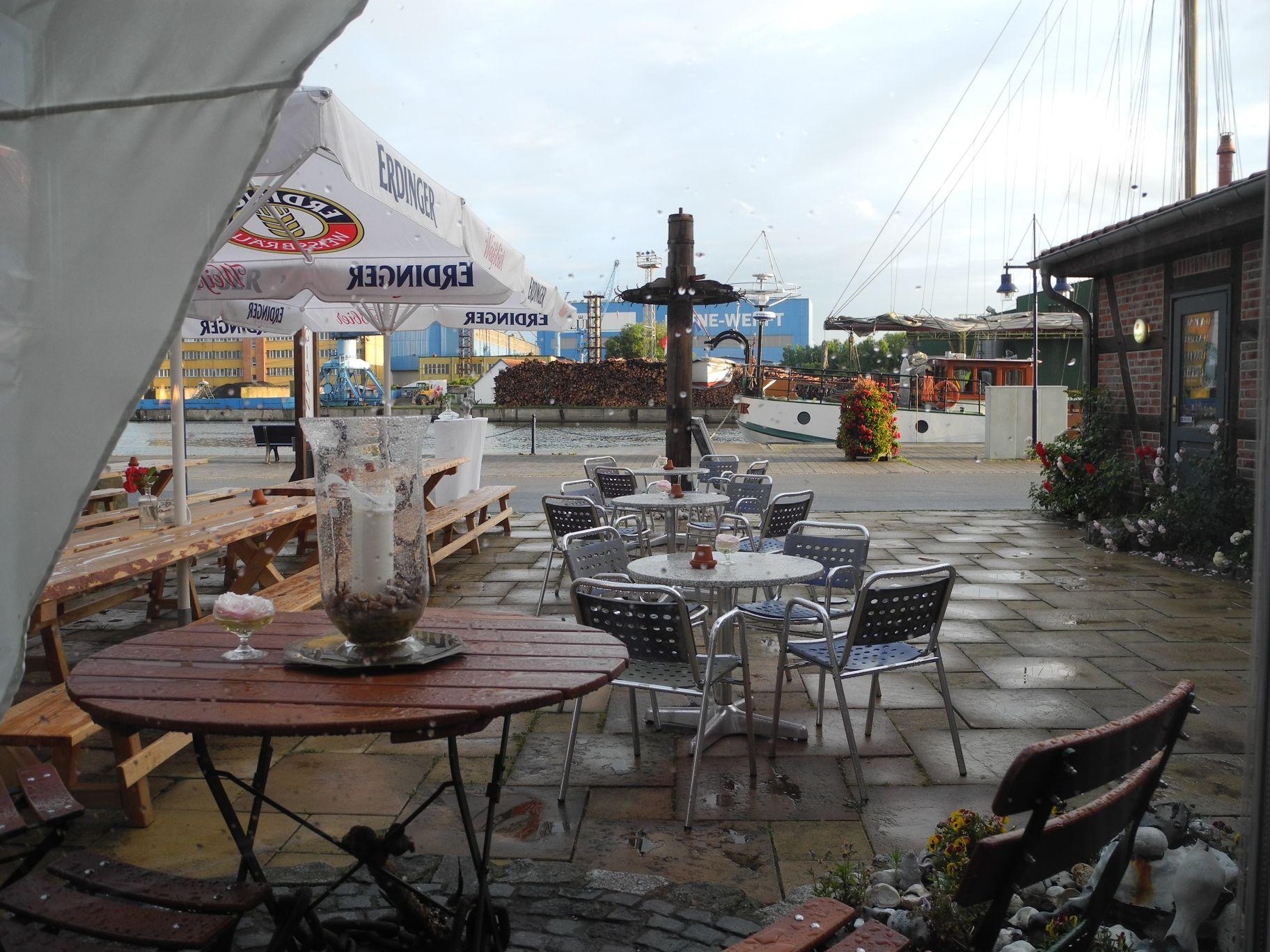 Neptun Pension und Restaurant-餐饮