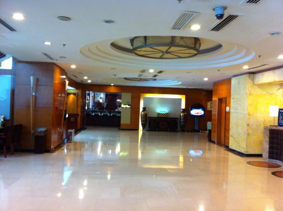 呼和浩特假日酒店主图