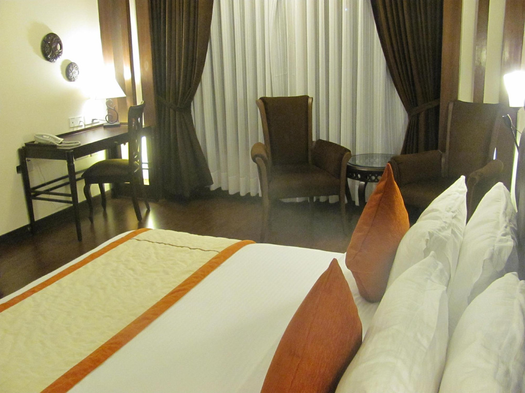 里根塔酒店及会议中心主图