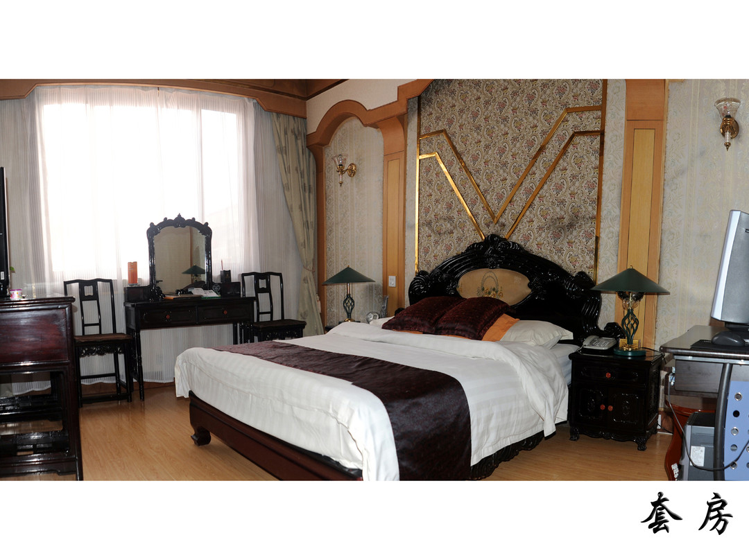 国铁大酒店主图