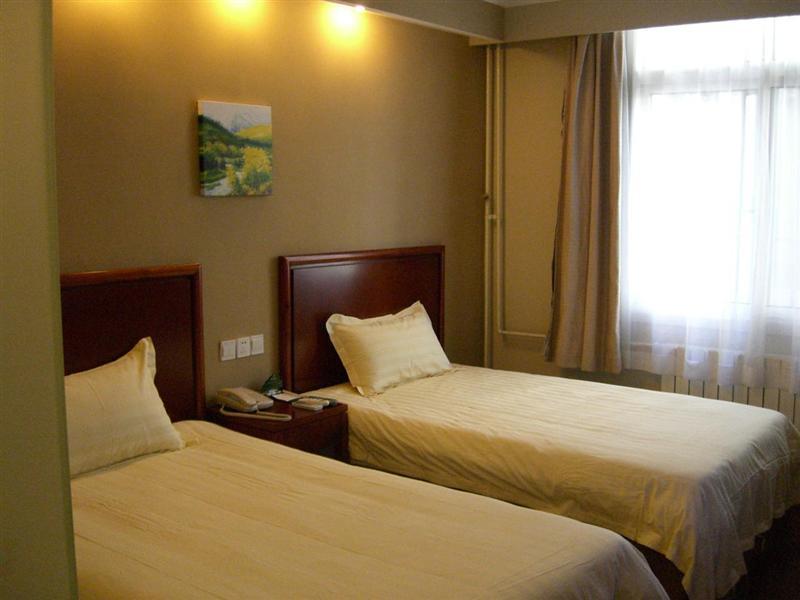 格林豪泰天津南京路步行街商务酒店-客卧