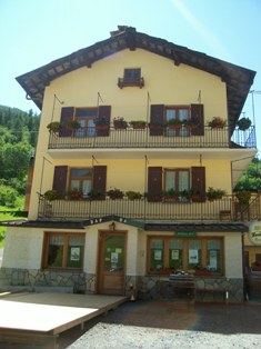 Pensione Trattoria Miramonti-官方
