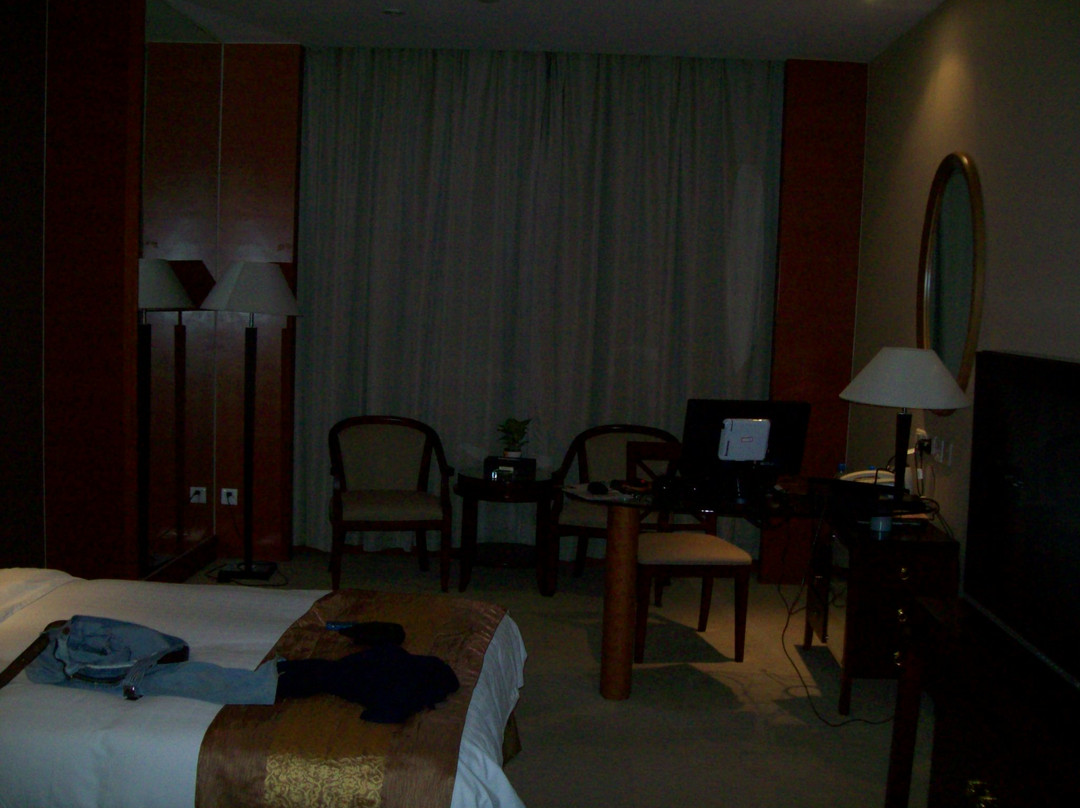 法尔胜大酒店主图