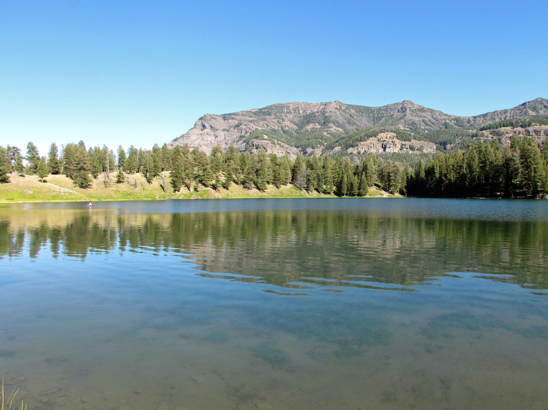 Trout Lake Trail景点图片