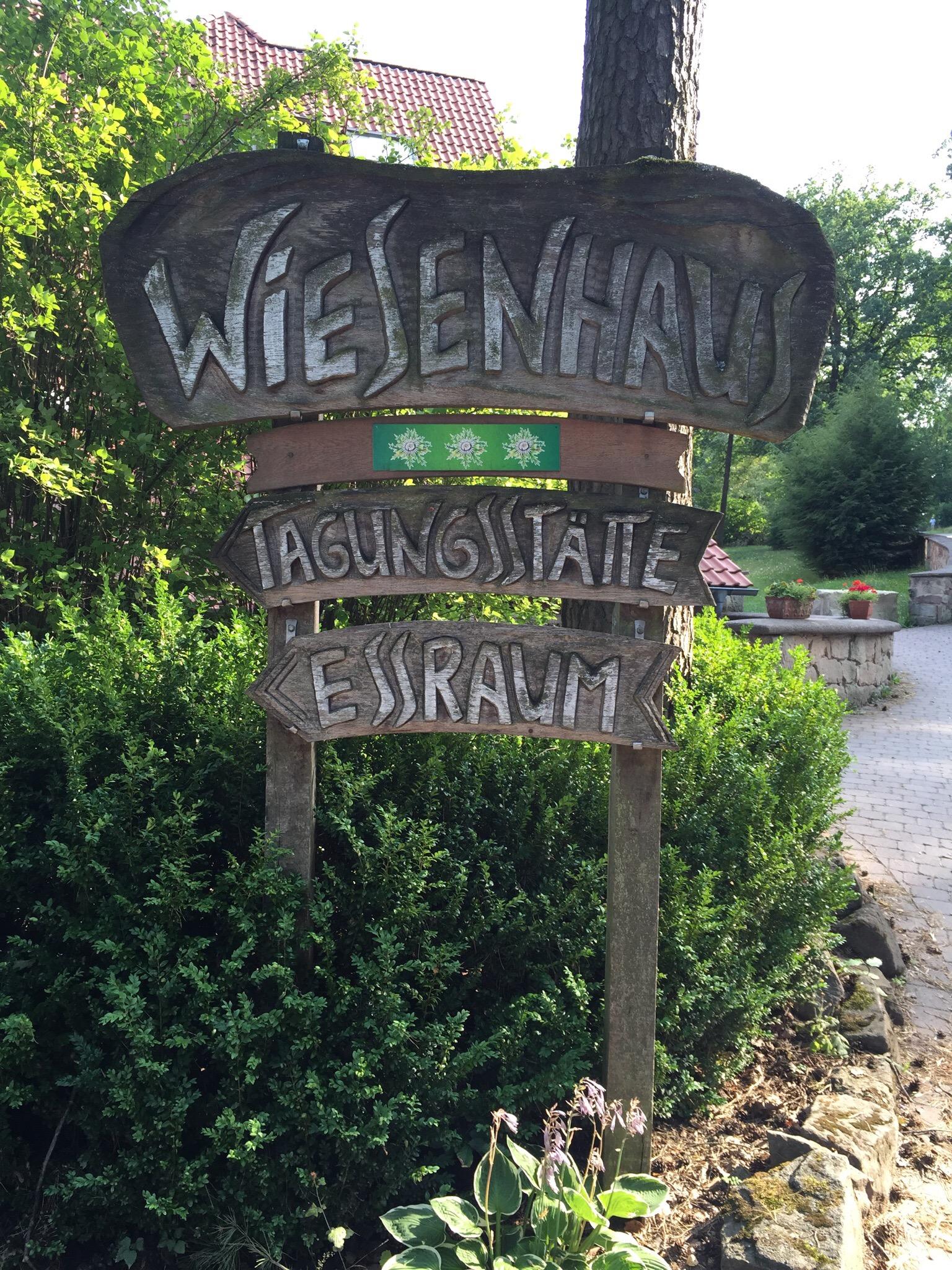 Tagungsstatte Wiesenhaus-客卧