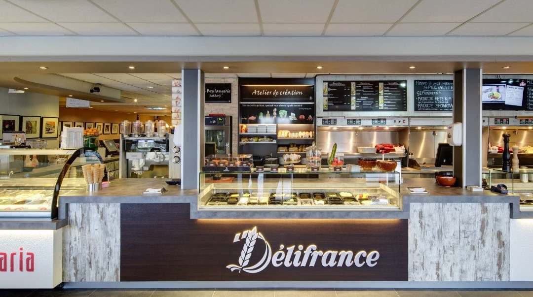 Oostvoorne餐馆和美食-Cafetaria Oostvoorne