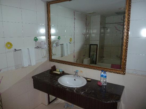 勃莱梅酒店(中央大街索菲亚教堂店)主图