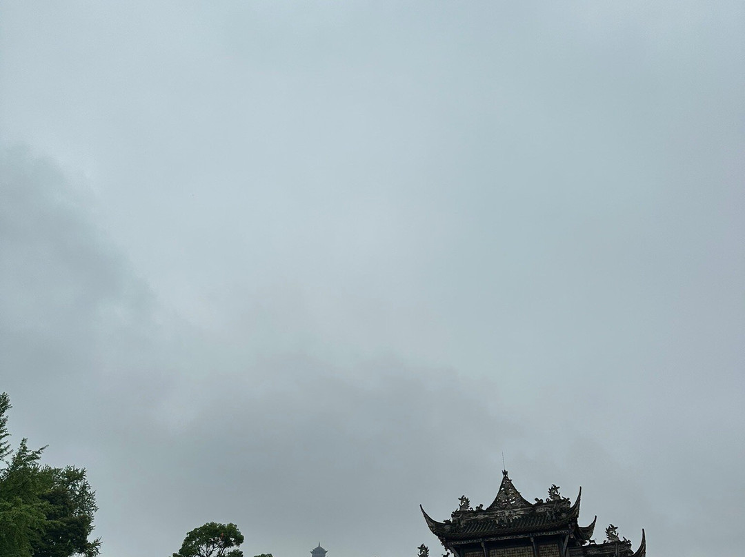 都江堰市步行街-都江堰市必去景点