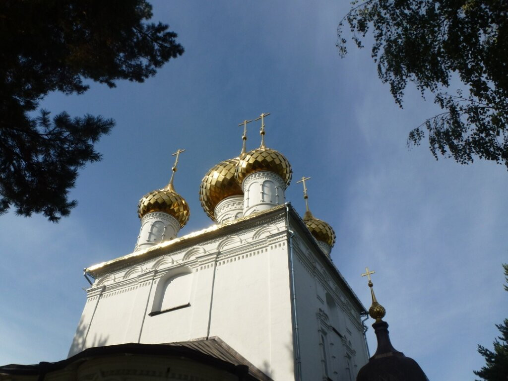 Trinity-Sypanov Pahomievo-Nerekhta Convent景点图片