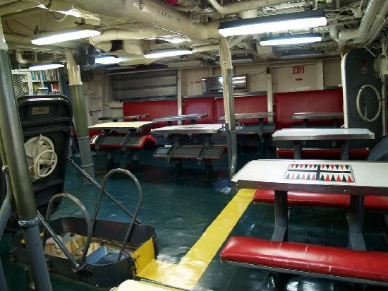 Battleship Cove景点图片