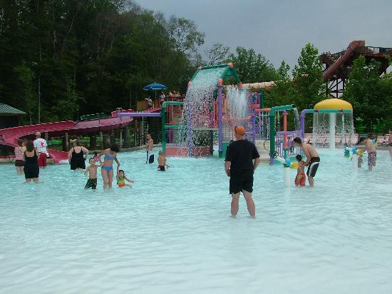 Dollywood's Splash Country-皮金福奇必去景点