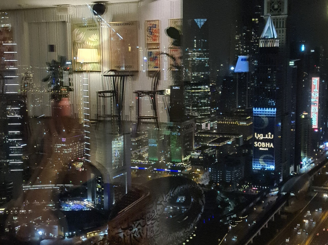 Windows Bar & Lounge