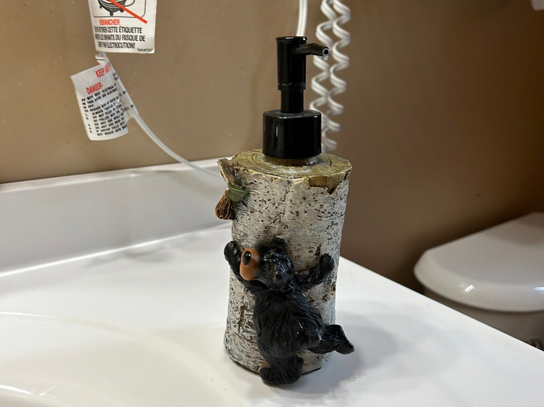 Caribou Cabins主图